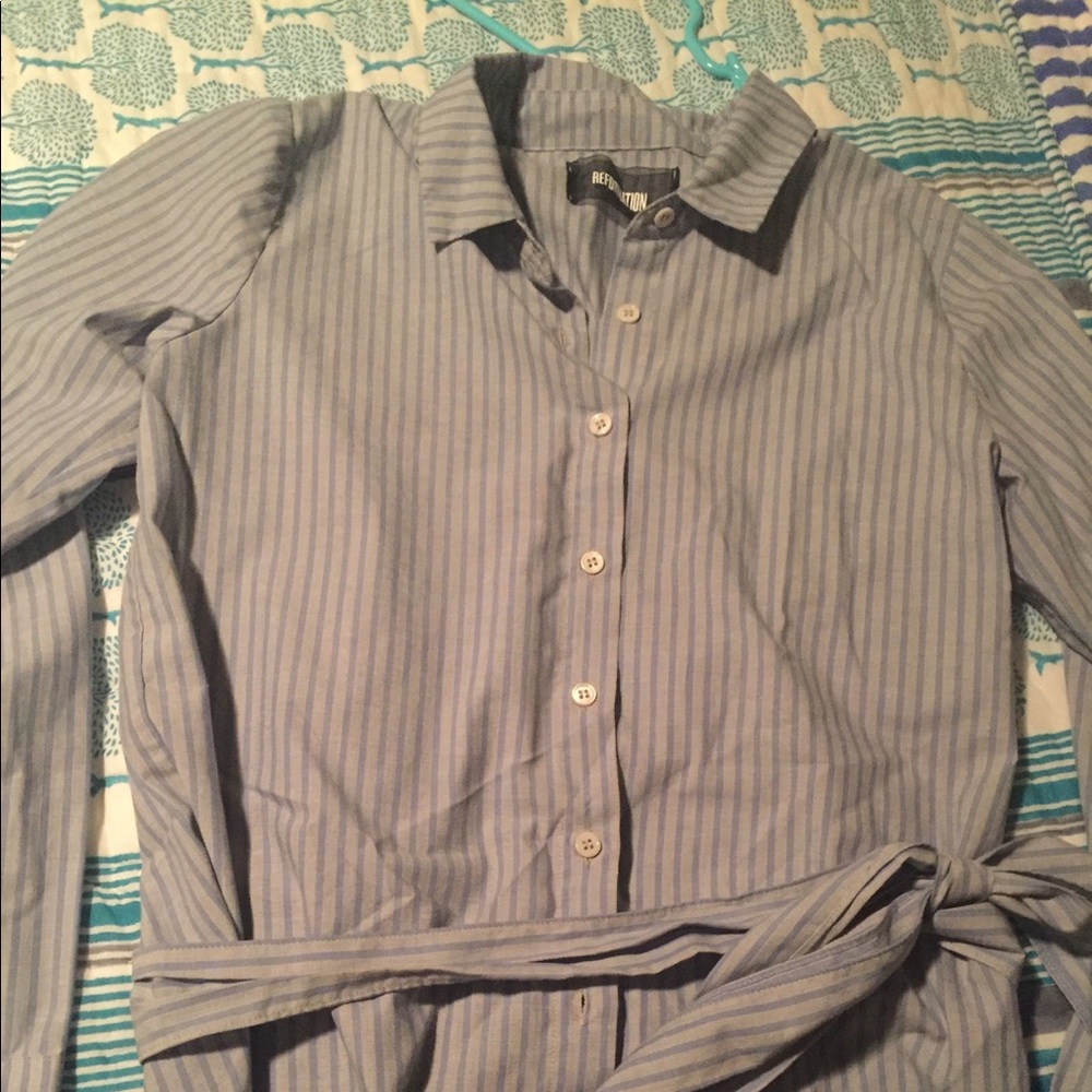 Reformation big side bow blouse